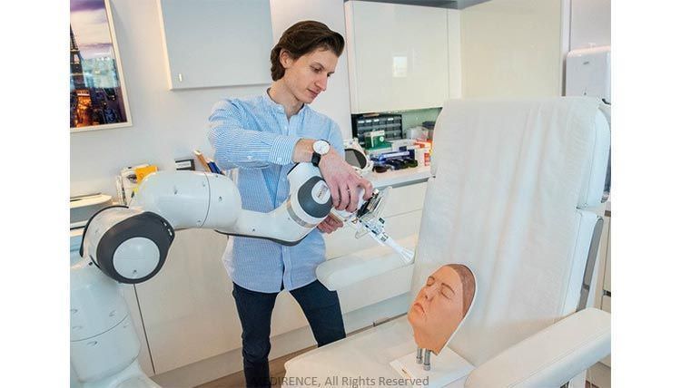 مزیت ربات برای پزشکان زیبایی